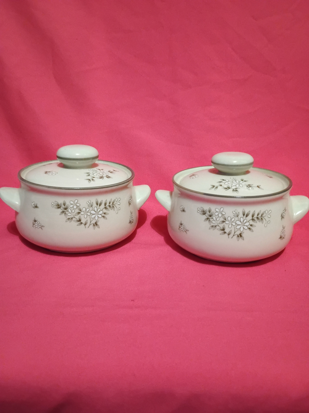 NewCor White Floral Ceramic Casserole Dish with Lid - Set of 2